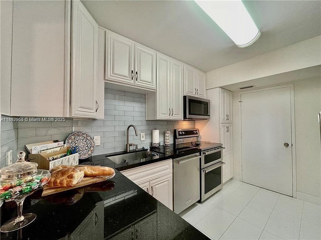 Hillcrest No 21 Condo · #601B in Hollywood - Photo 10