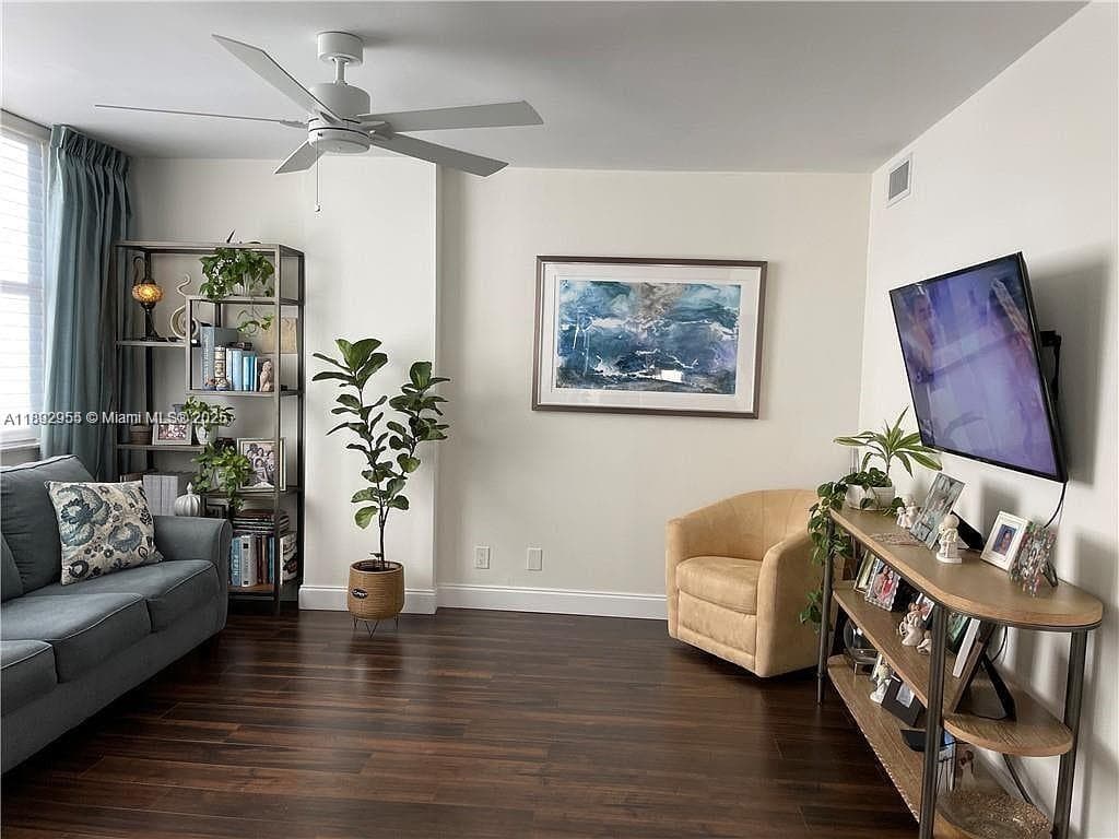 Hillcrest No 21 Condo · #601B in Hollywood - Photo 14
