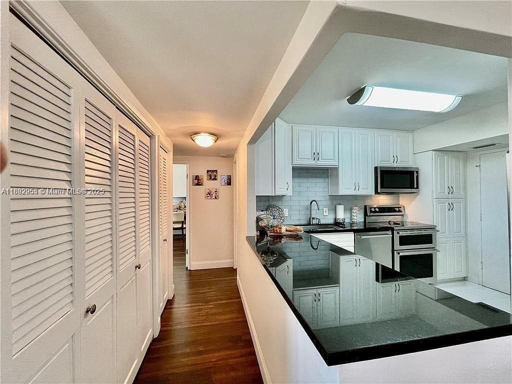 Hillcrest No 21 Condo · #601B in Hollywood - Photo 19