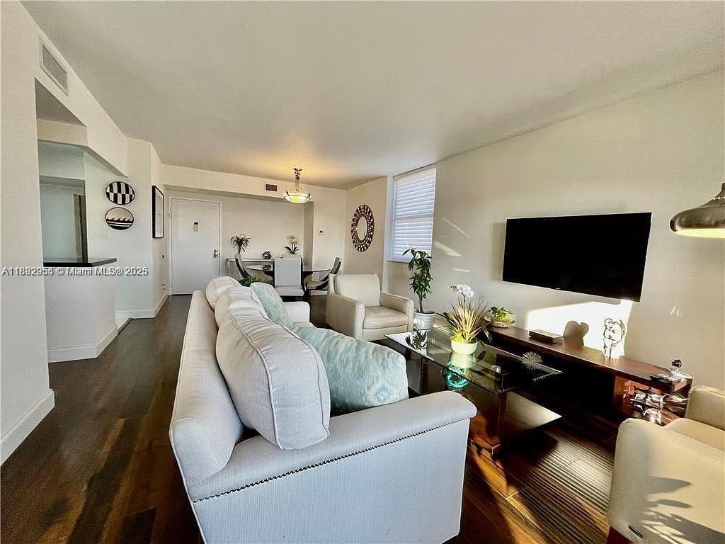 Hillcrest No 21 Condo · #601B in Hollywood - Photo 4
