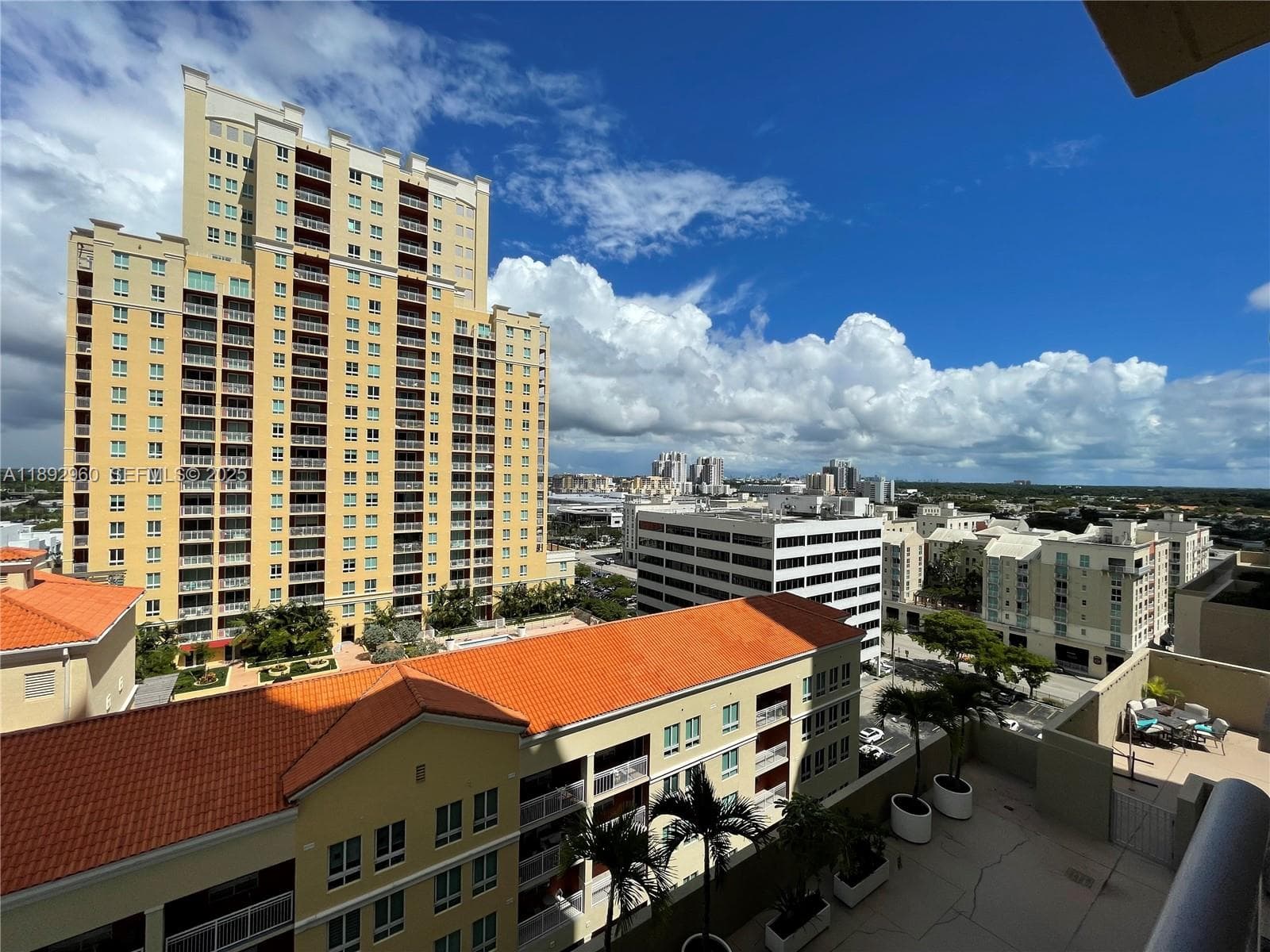 METROPOLIS II AT DADELAND · #1009 in Miami - Photo 28