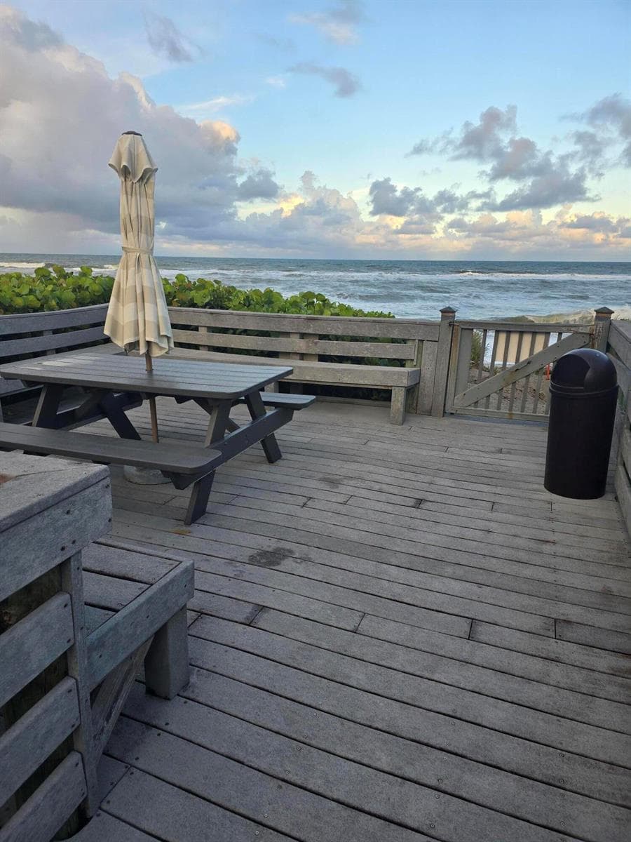 PICNIC AREA