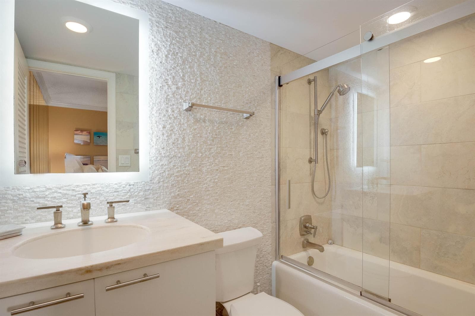 FULL BATH
