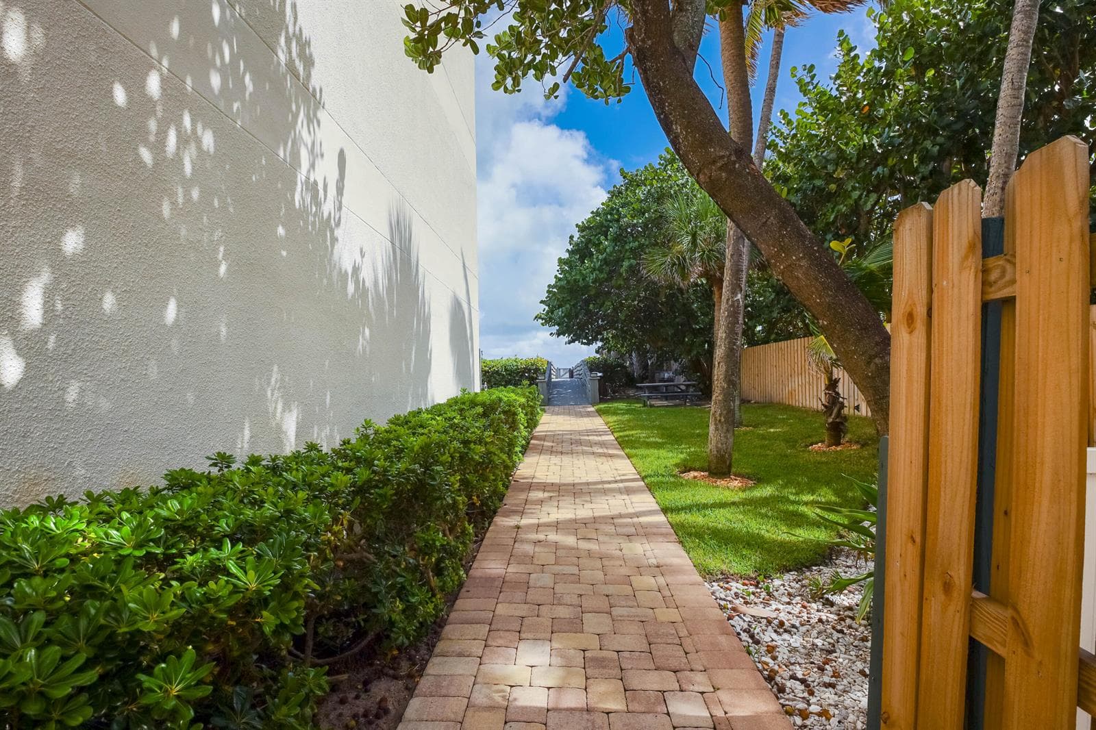 WALKWAY TO BEACH