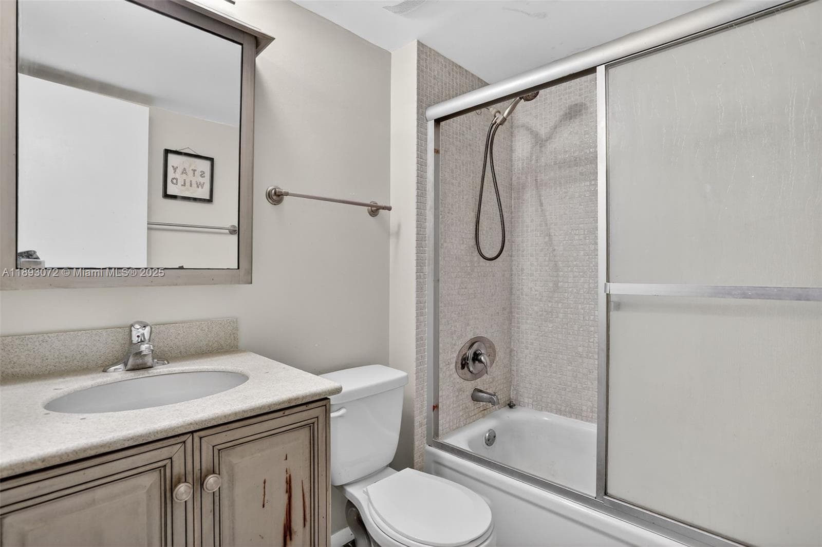 ROYAL PARK CONDO · #4C in Oakland Park - Photo 20