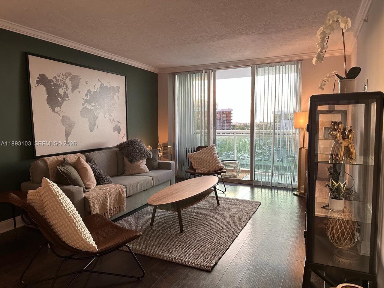 RESIDENCES ON HOLLYWOOD B · #612 in Hollywood - Photo 5