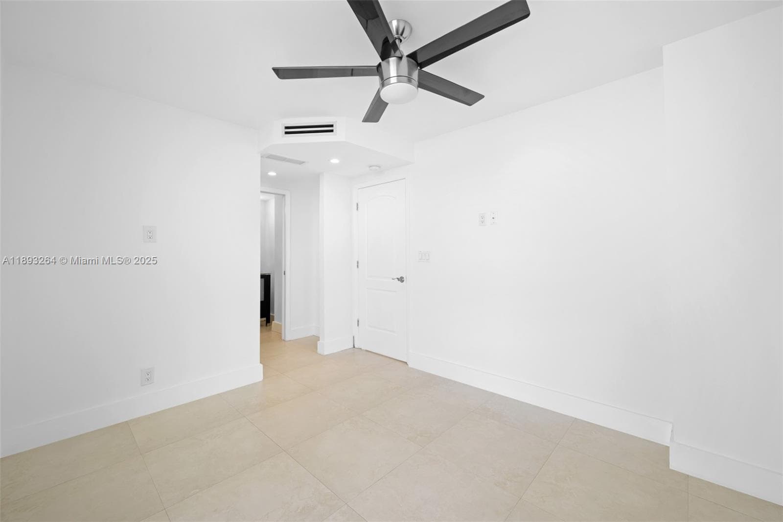 CORONADO CONDO- TOWER II · #1122 in Aventura - Photo 14
