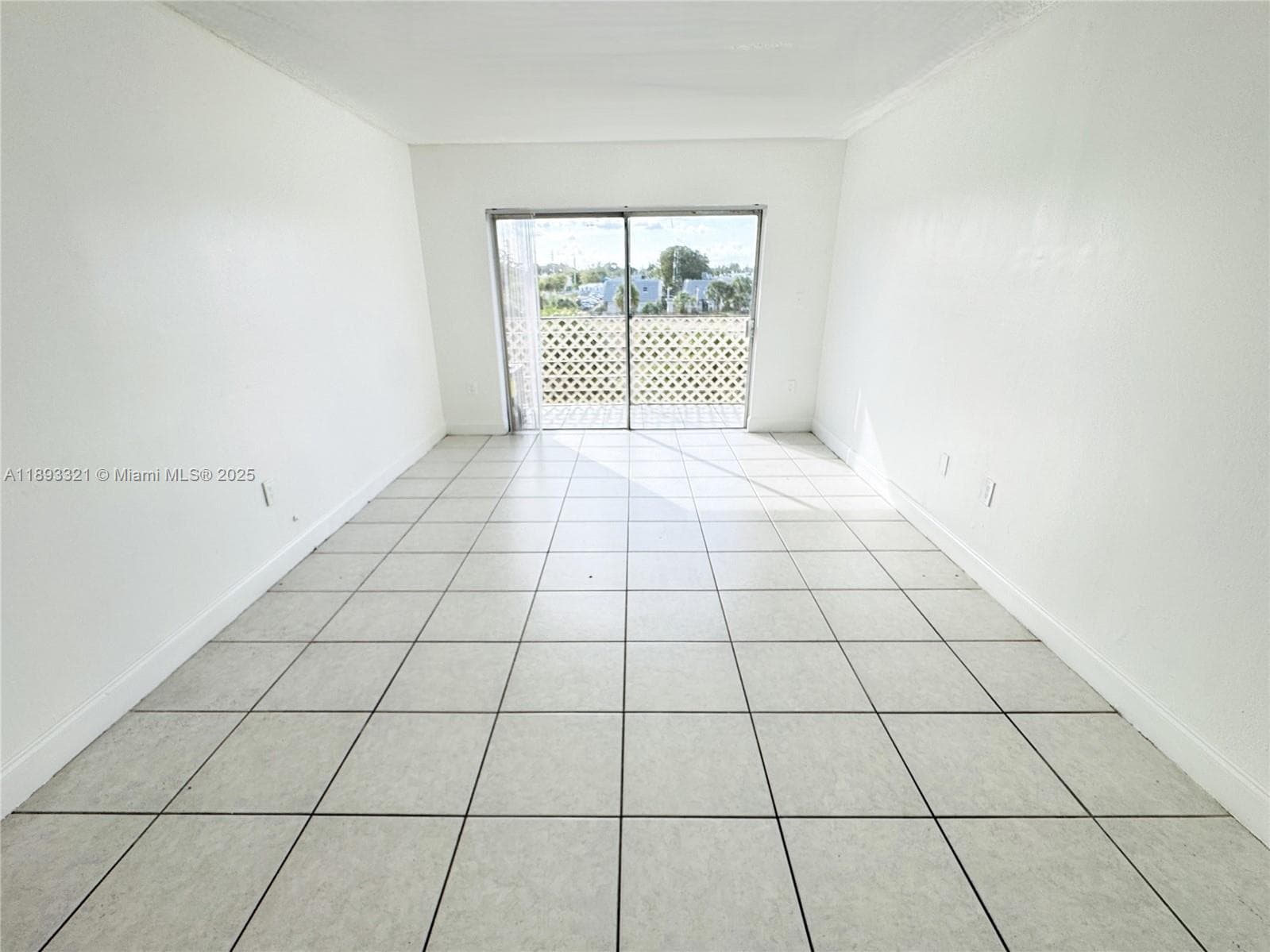 SUNSET HILLS I · #310 in Lauderdale Lakes - Photo 1
