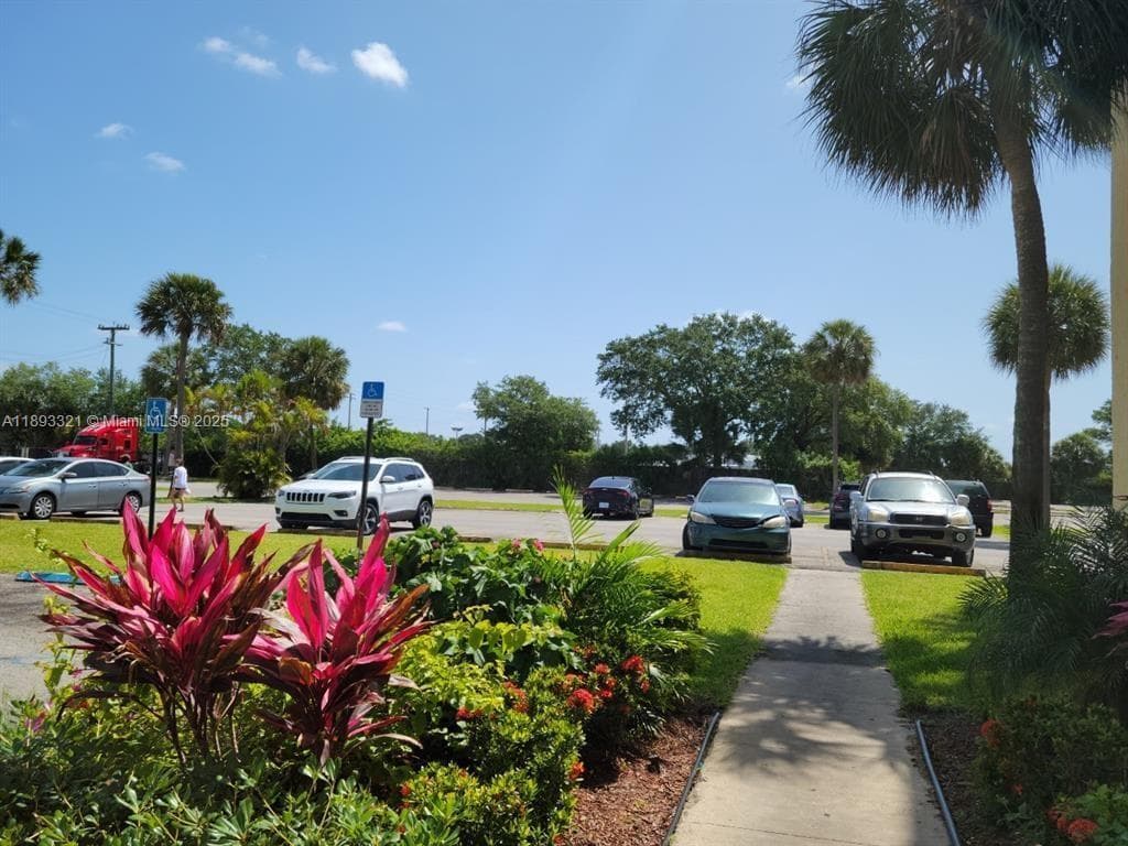 SUNSET HILLS I · #310 in Lauderdale Lakes - Photo 14