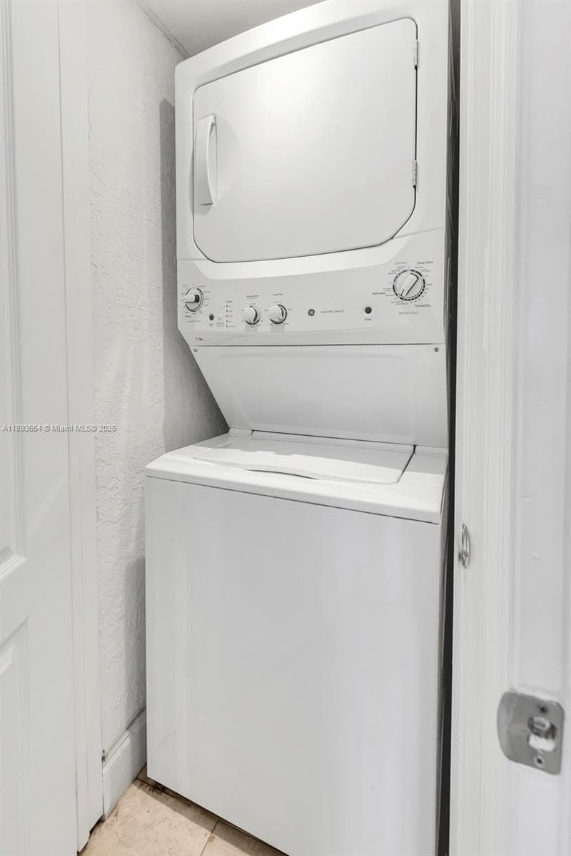 BURLEIGH HOUSE CONDO · #1126 in Miami Beach - Photo 17