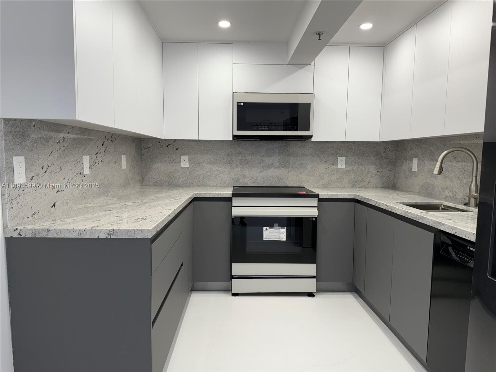 WINSTON TOWERS 600 CONDO · #1804 in Sunny Isles Beach - Photo 18