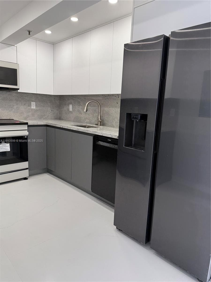 WINSTON TOWERS 600 CONDO · #1804 in Sunny Isles Beach - Photo 21