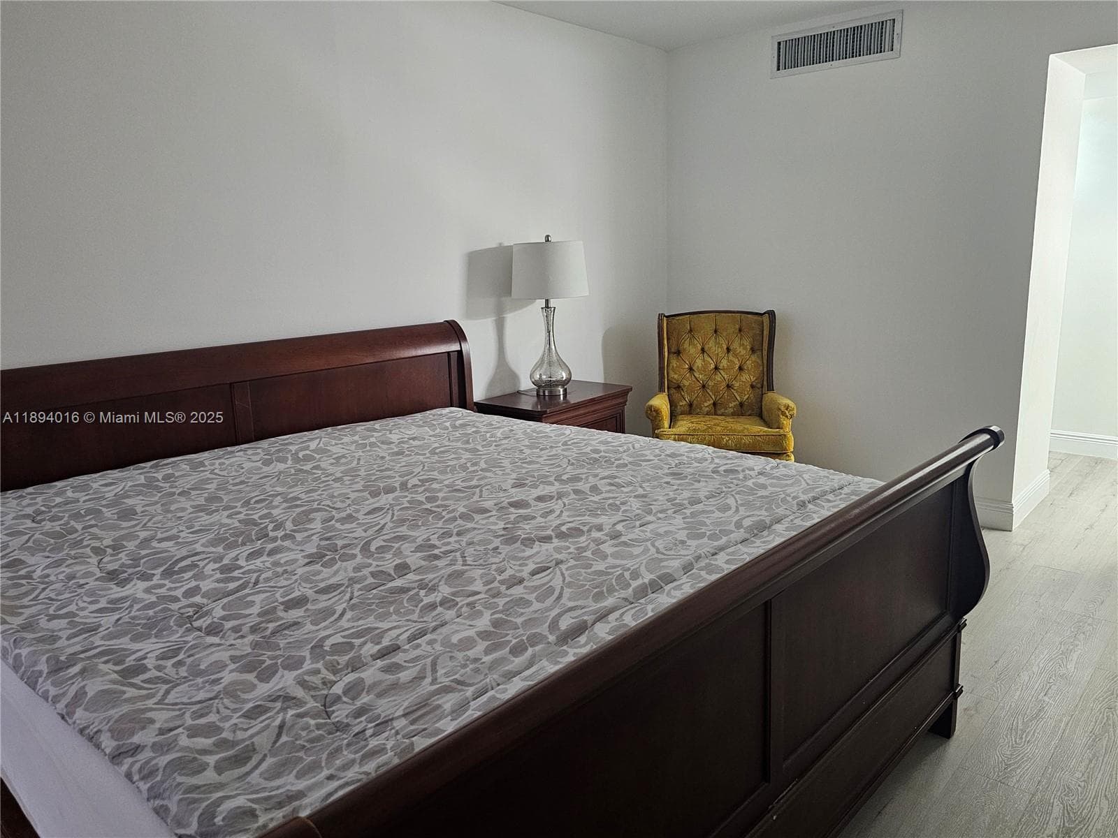BISCAYA IV CONDO · #301 in Aventura - Photo 16