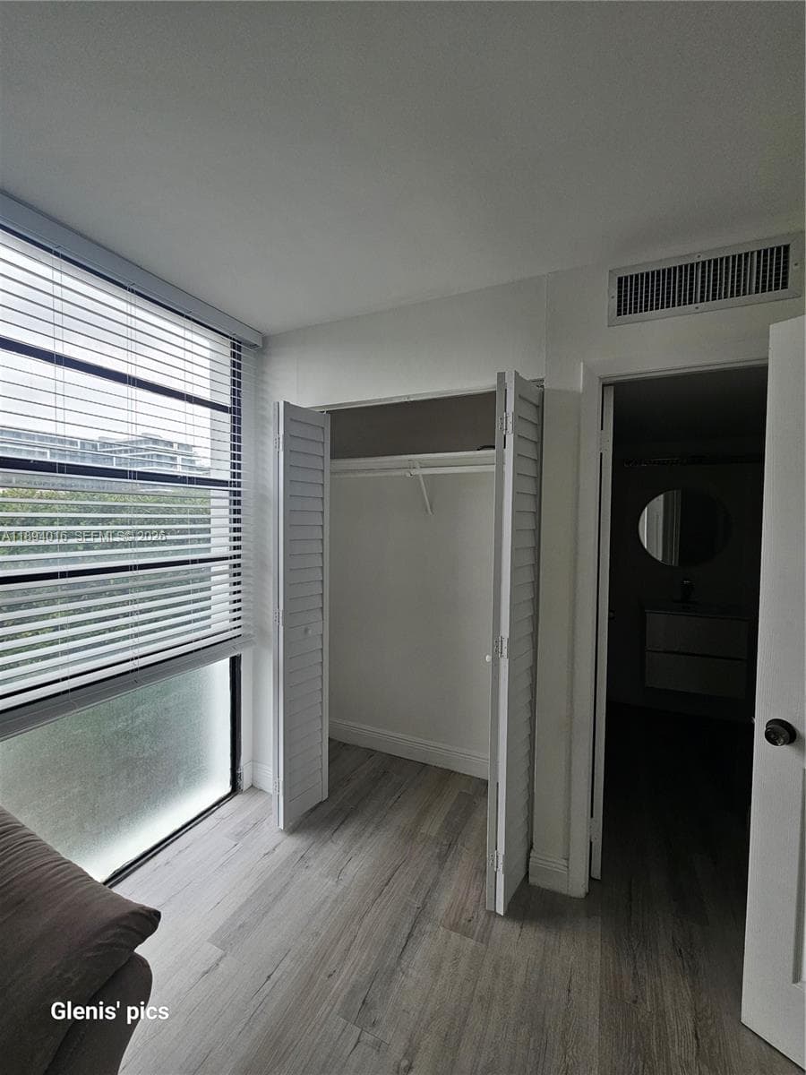 BISCAYA IV CONDO · #301 in Aventura - Photo 12