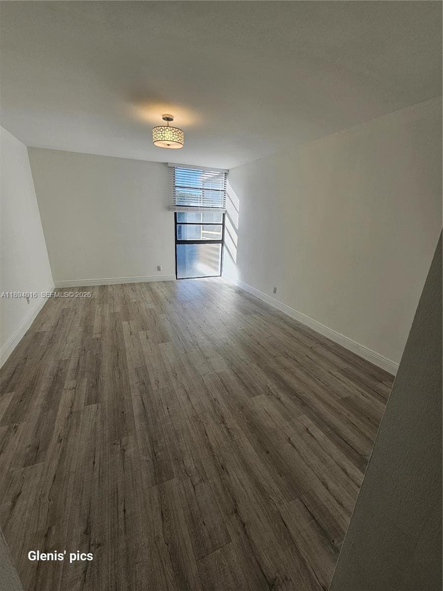 BISCAYA IV CONDO · #301 in Aventura - Photo 1