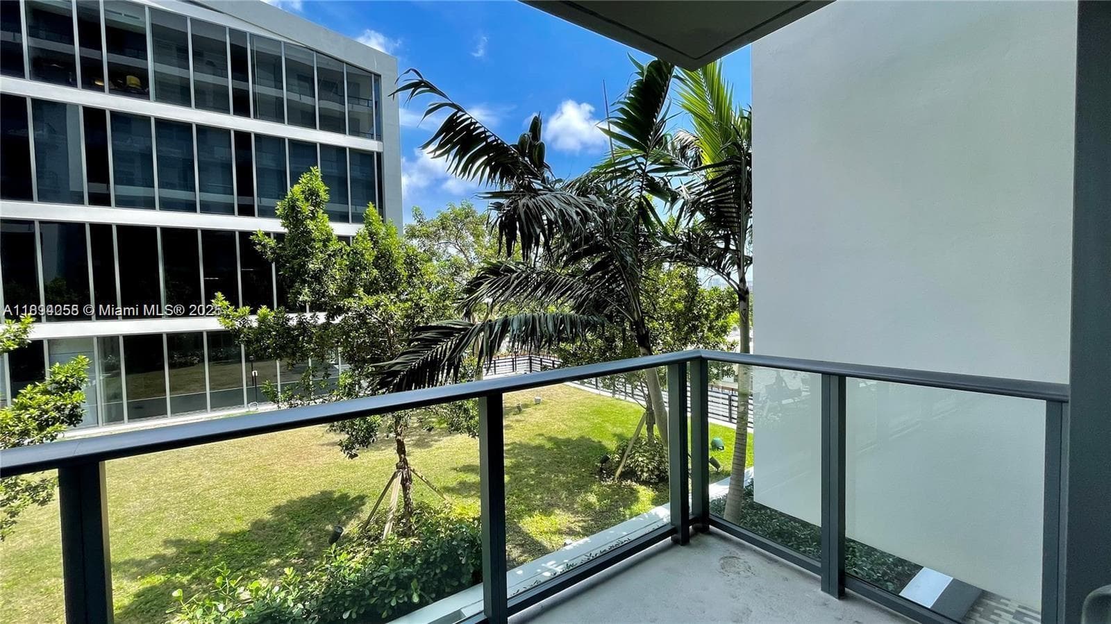 AVENTURA PARKSQUARE RESID · #609 in Aventura - Photo 21