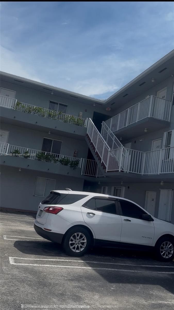 LAS VILLAS CONDO · #109 in Miami - Photo 17