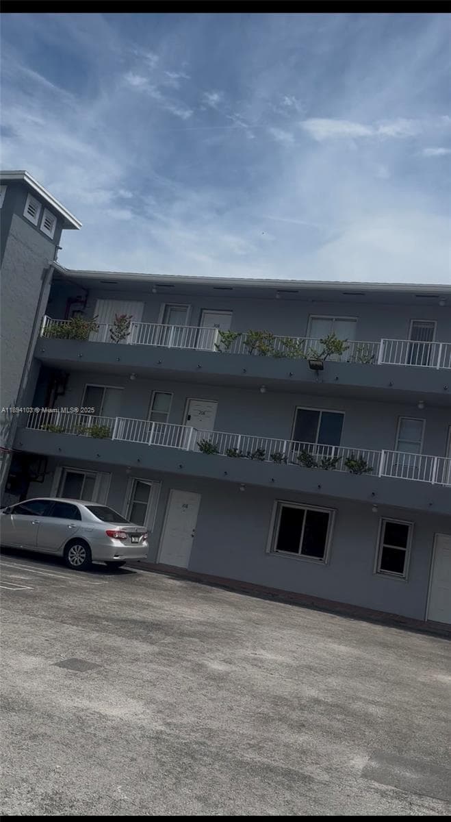 LAS VILLAS CONDO · #109 in Miami - Photo 16