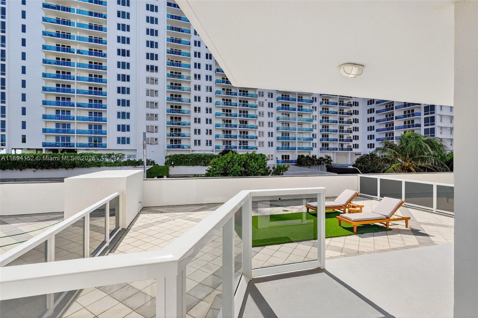 THE RIVIERA CONDO · #403 in Miami Beach - Photo 23
