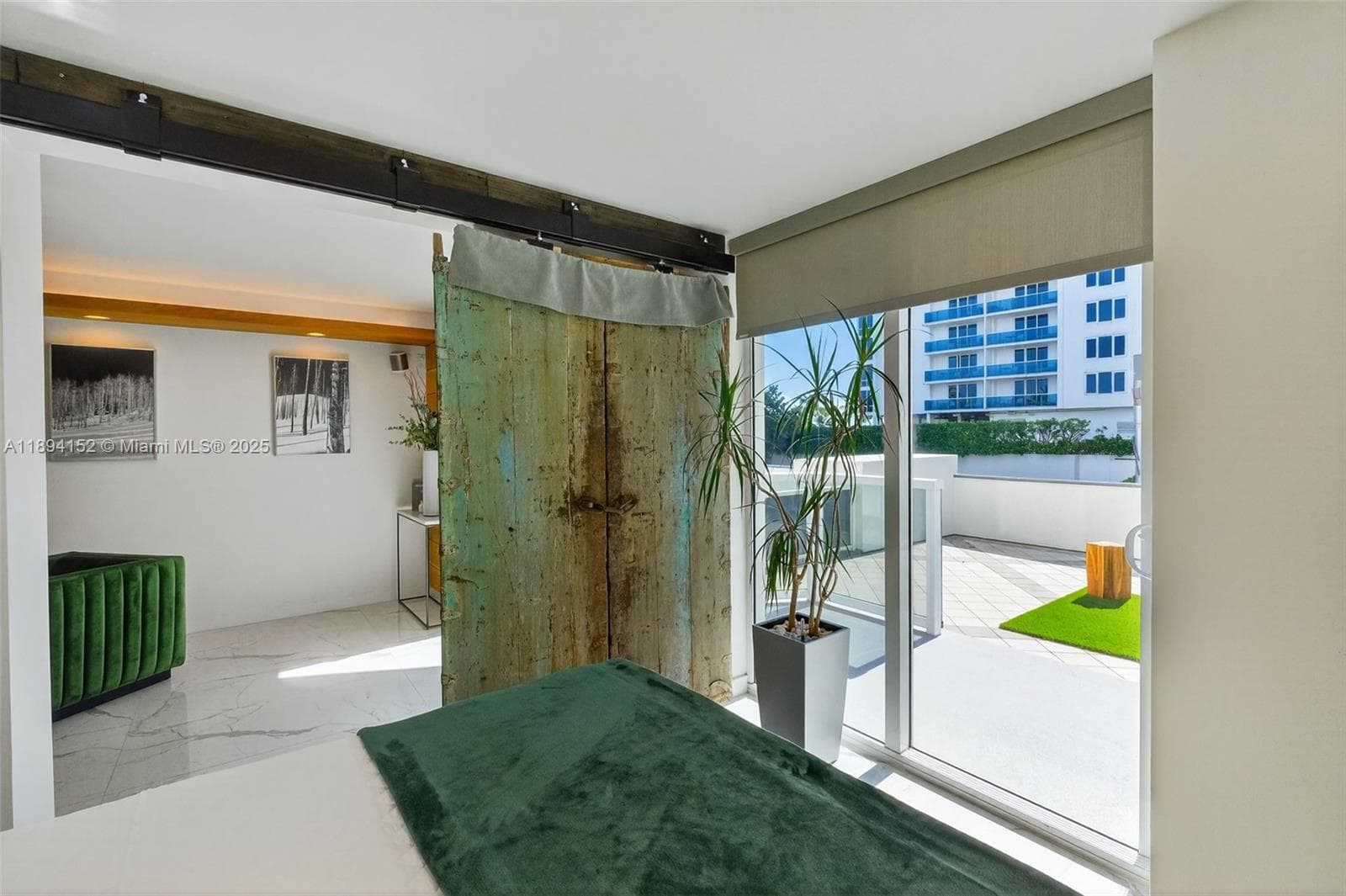 THE RIVIERA CONDO · #403 in Miami Beach - Photo 16