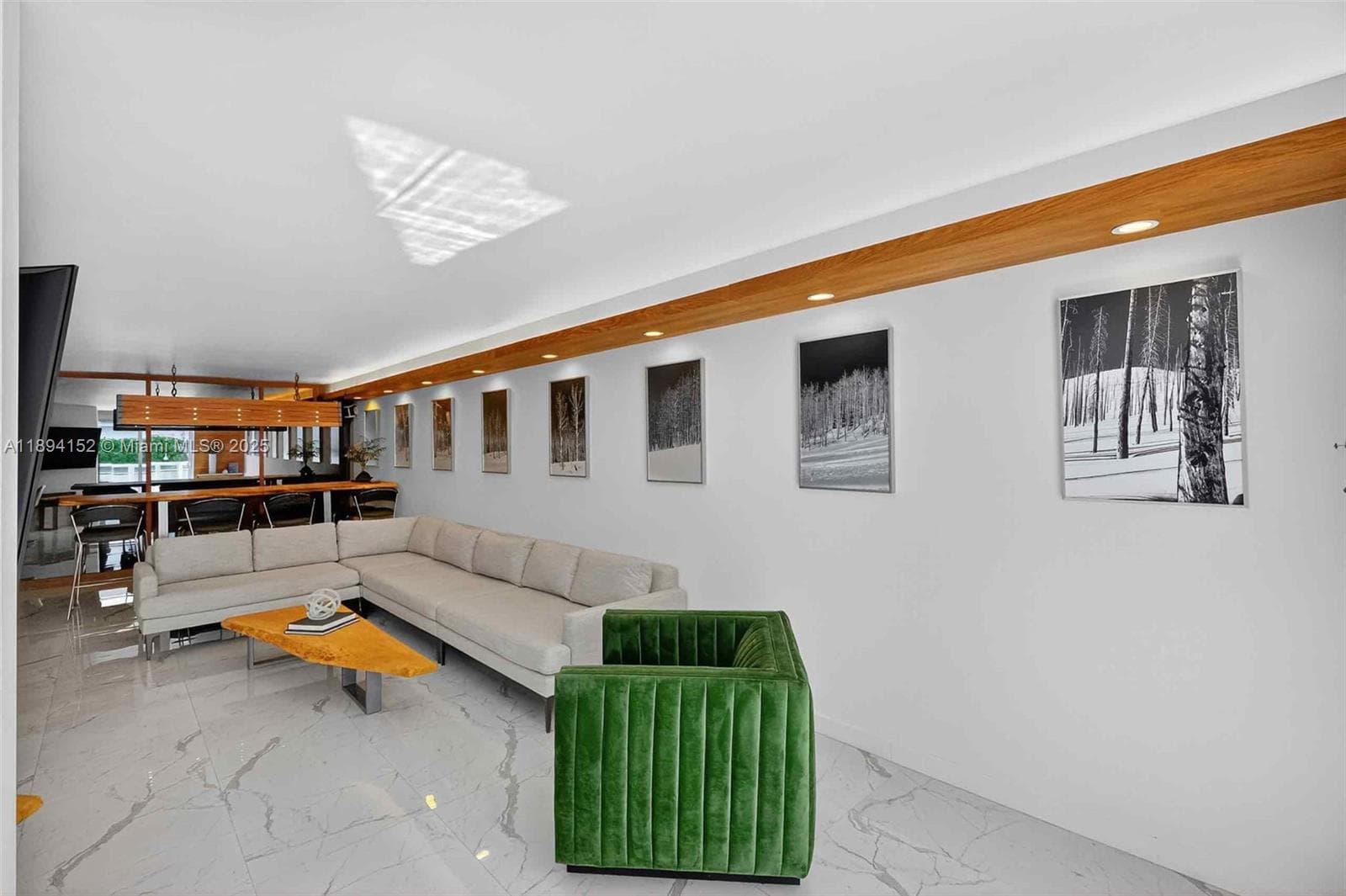 THE RIVIERA CONDO · #403 in Miami Beach - Photo 7