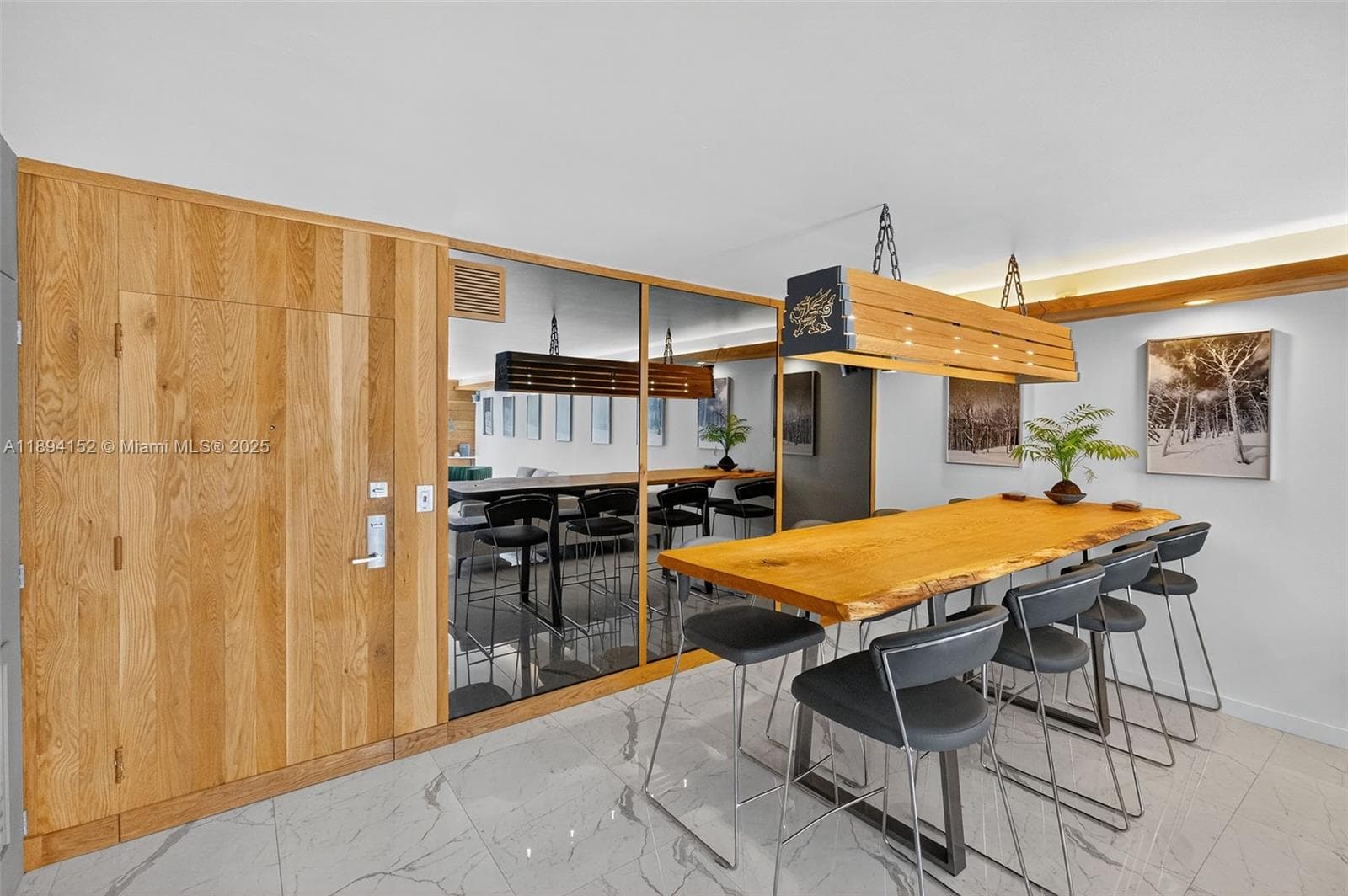 THE RIVIERA CONDO · #403 in Miami Beach - Photo 5