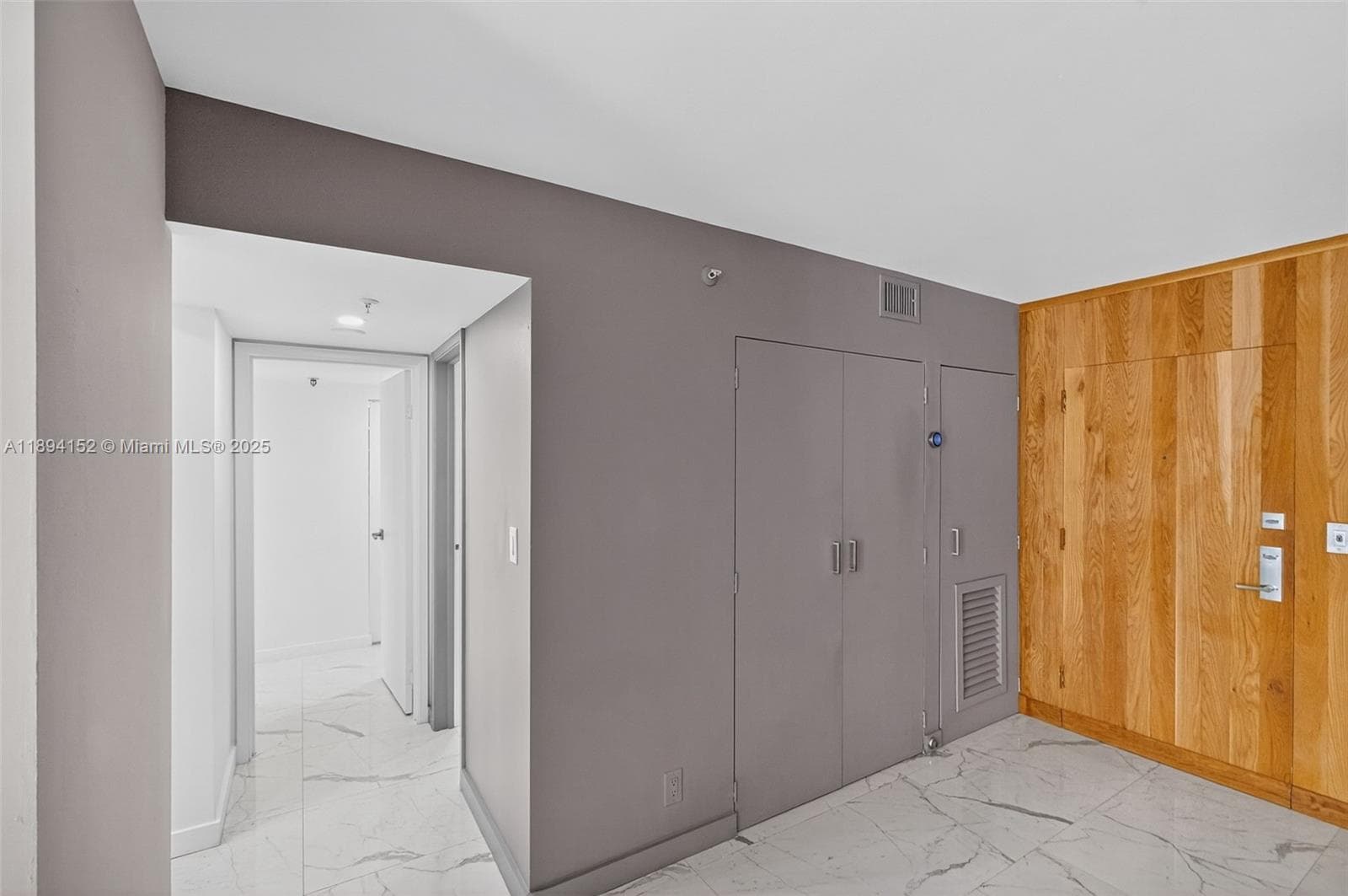 THE RIVIERA CONDO · #403 in Miami Beach - Photo 34