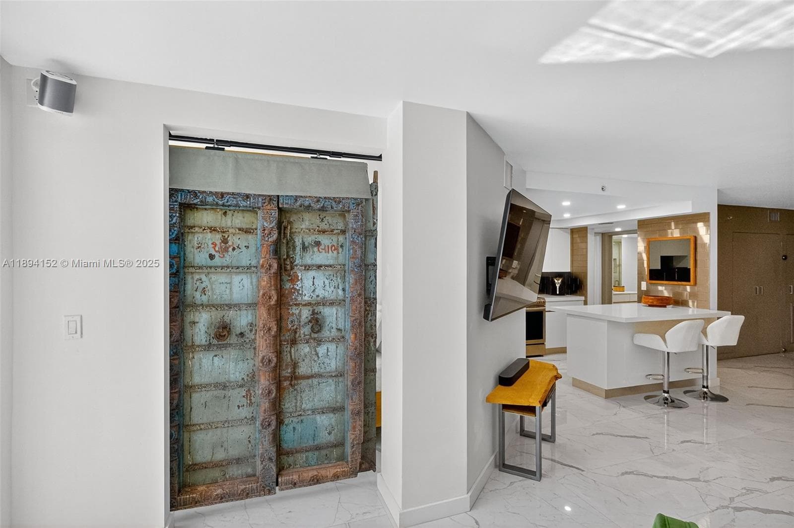 THE RIVIERA CONDO · #403 in Miami Beach - Photo 14