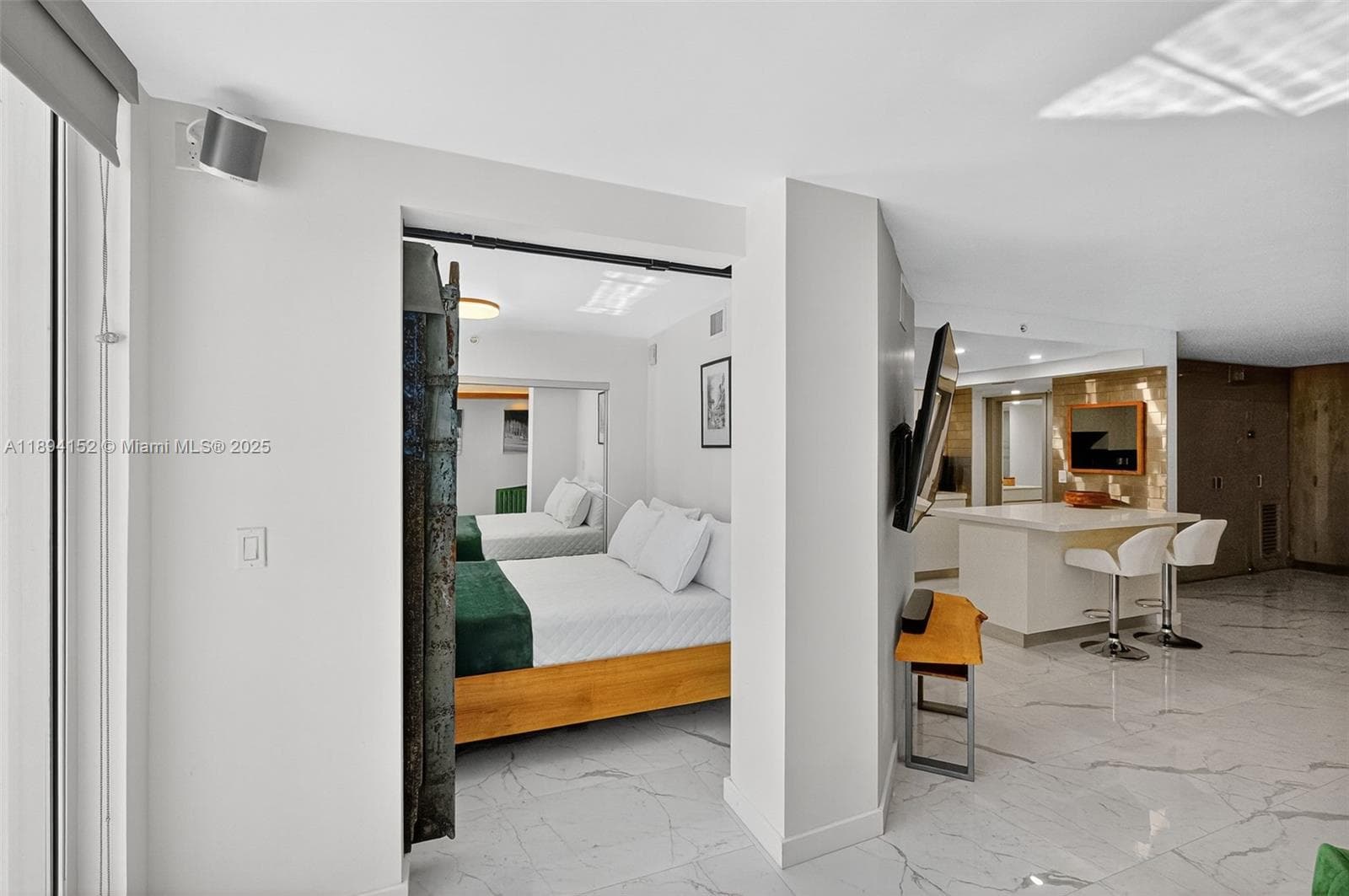 THE RIVIERA CONDO · #403 in Miami Beach - Photo 15