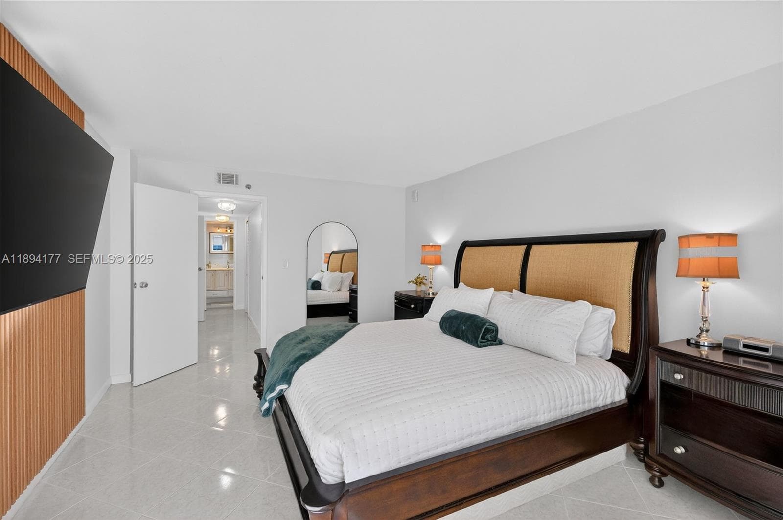 THE RIVIERA CONDO · #1406 in Miami Beach - Photo 23