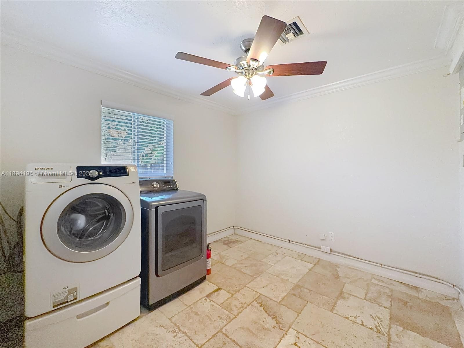 5511 NE 18th Ter photo 23