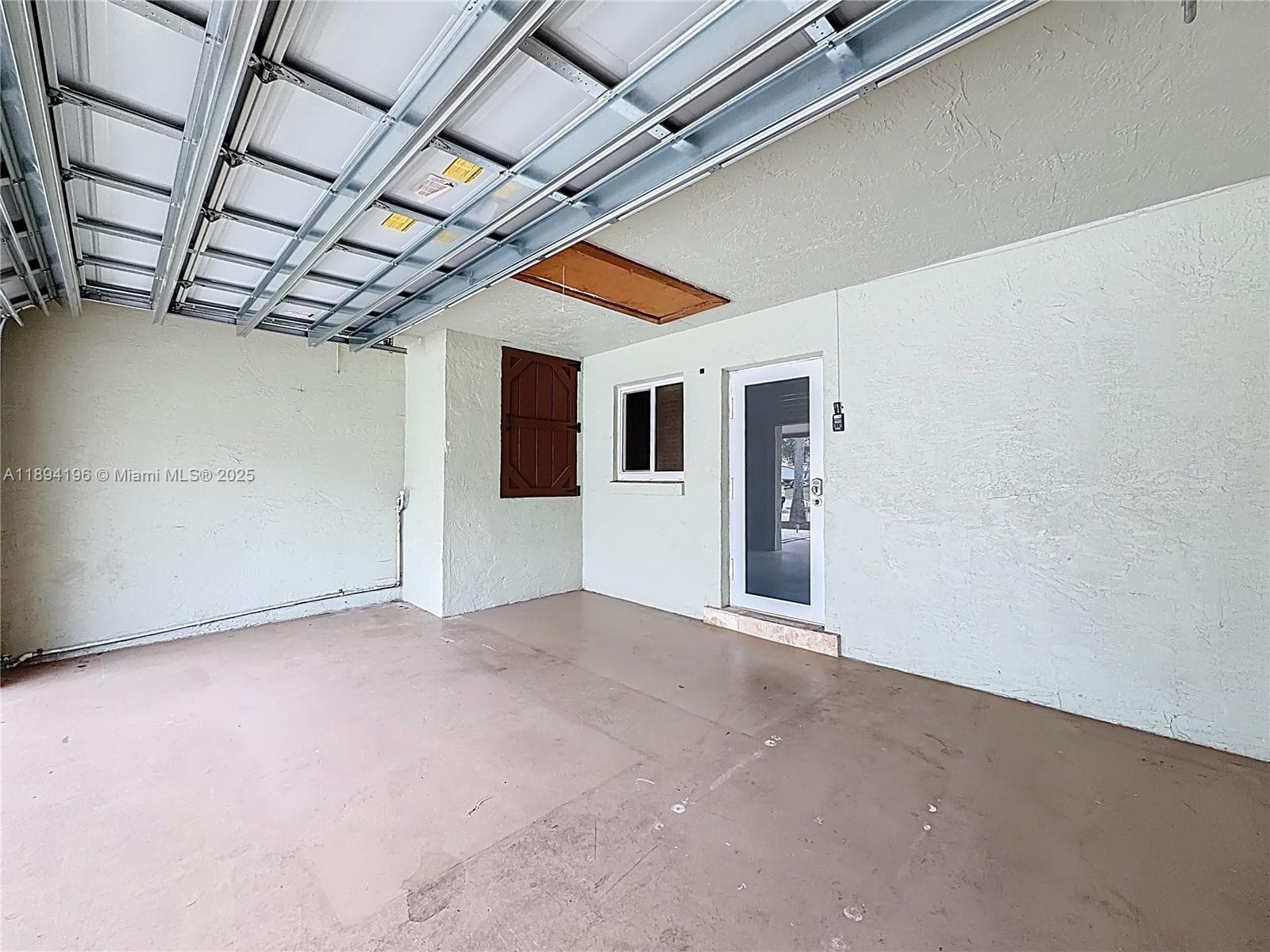 5511 NE 18th Ter photo 44