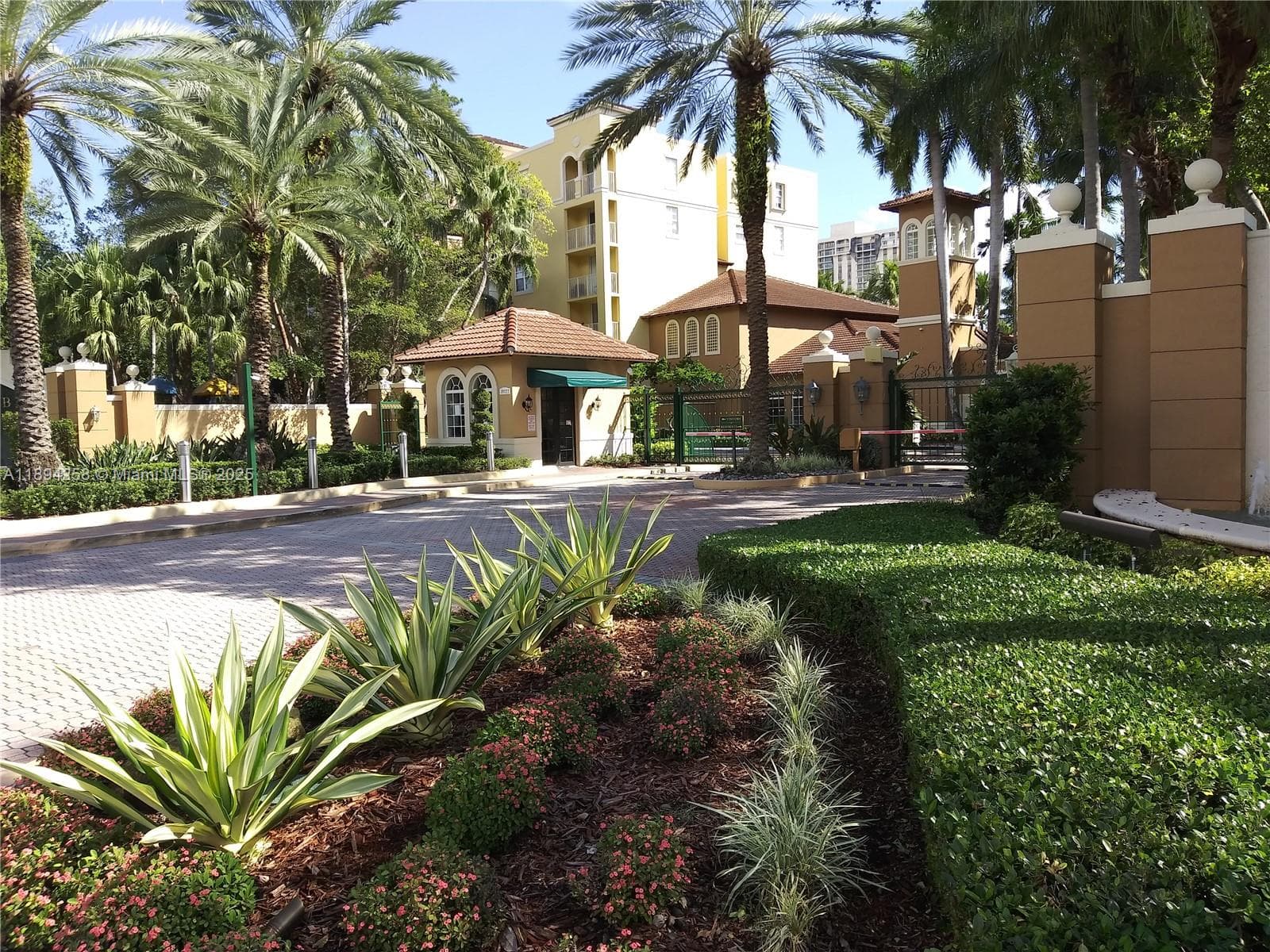 THE YACHT CLUB AT AVENTUR · #9305 in Aventura - Photo 13