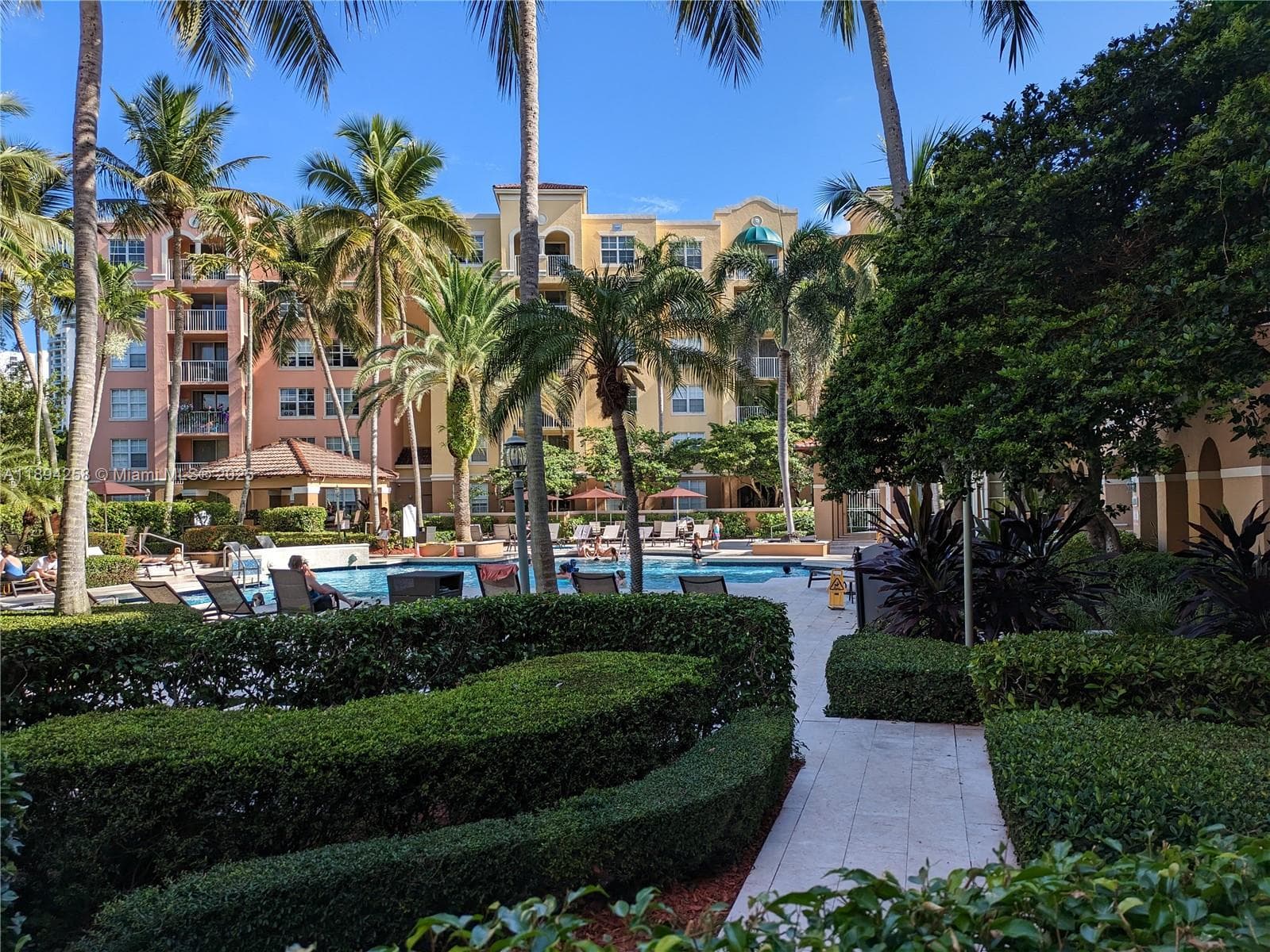 THE YACHT CLUB AT AVENTUR · #9305 in Aventura - Photo 16
