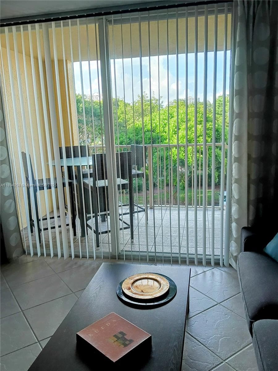 THE YACHT CLUB AT AVENTUR · #9305 in Aventura - Photo 11