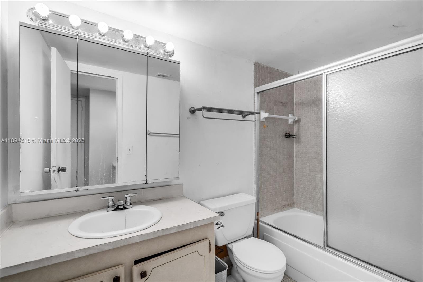 Keystone Point Harbor Clu · #804 in North Miami - Photo 19