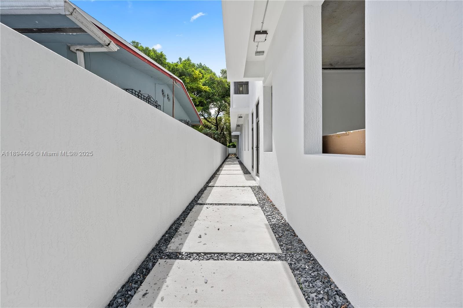 CITY OF MIAMI SOUTH · #1 in Miami - Photo 27