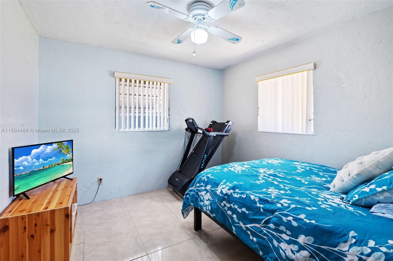 5614 Hope St photo 20