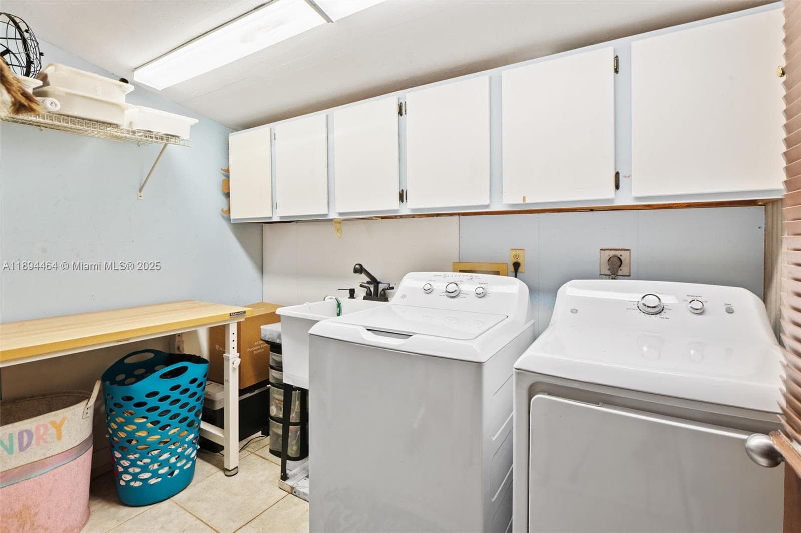 5614 Hope St photo 10