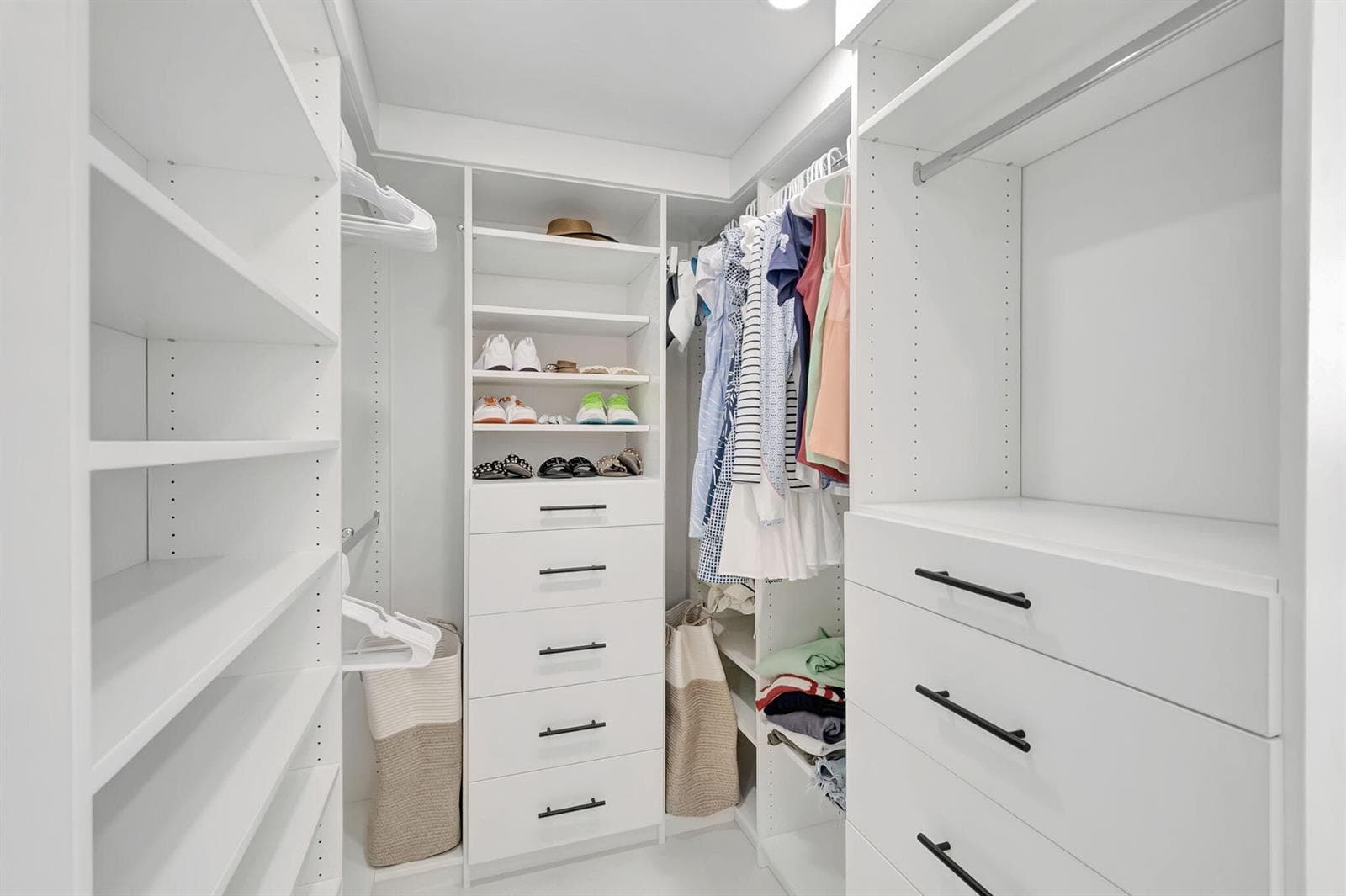 Main Walk in CLoset