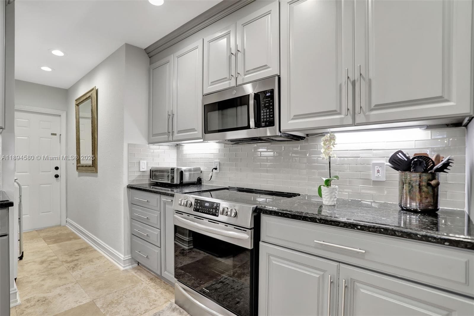 Palm Aire · #V-15 in Pompano Beach - Photo 9