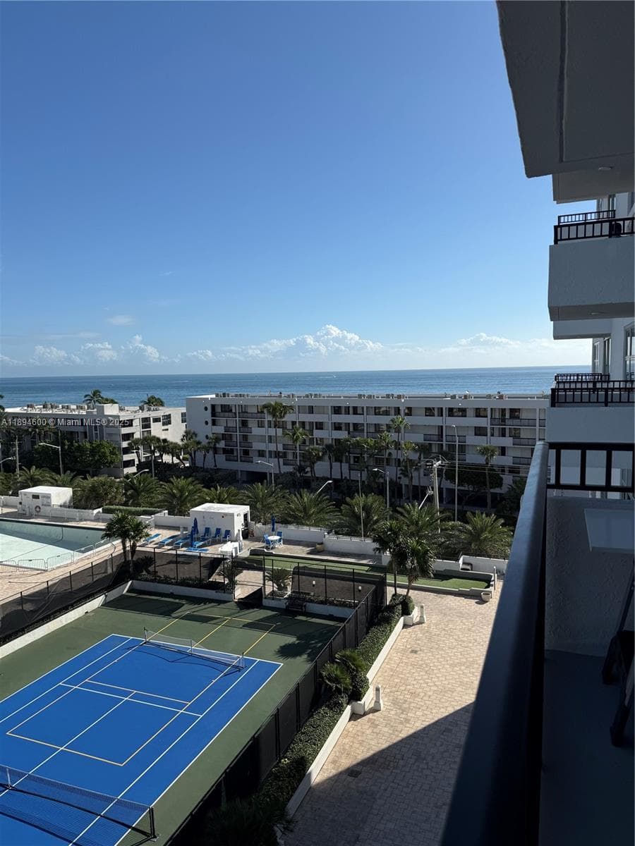 SILVER THATCH ATLANTIC PL · #920 in Pompano Beach - Photo 9