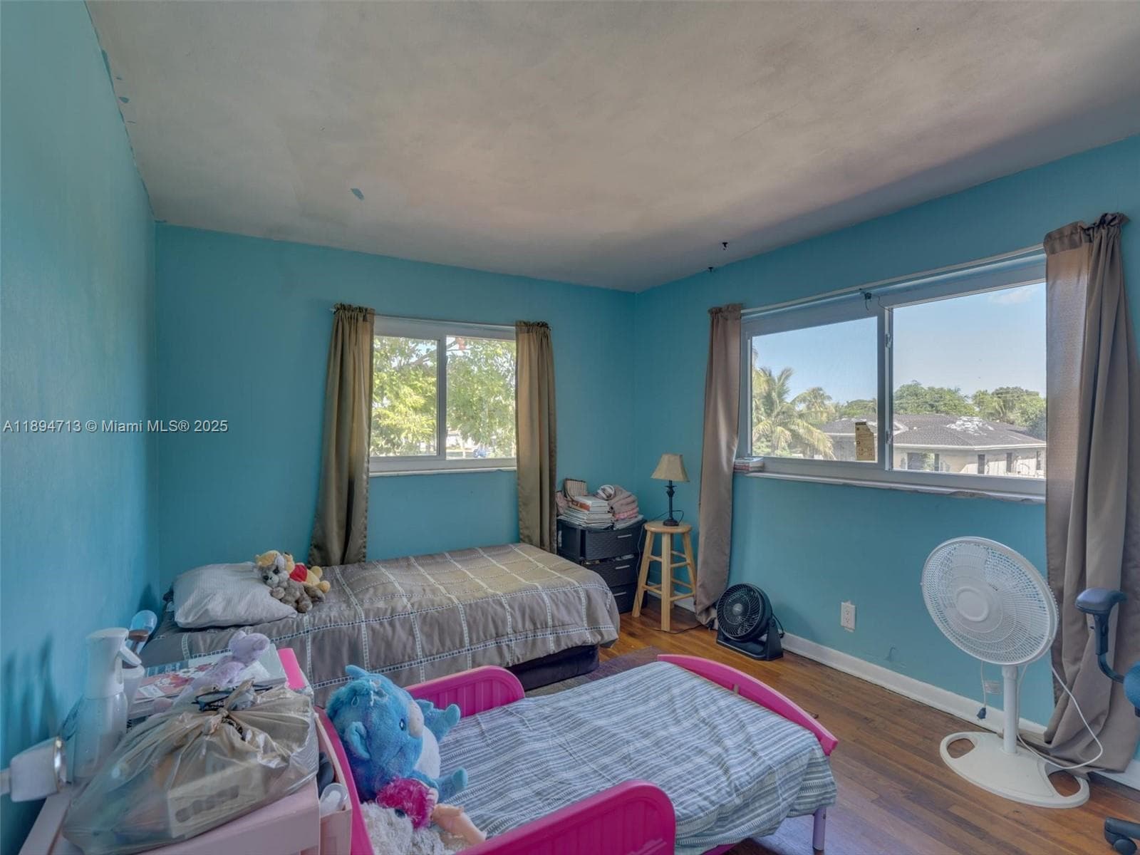 4233 NW 38th Ave photo 23