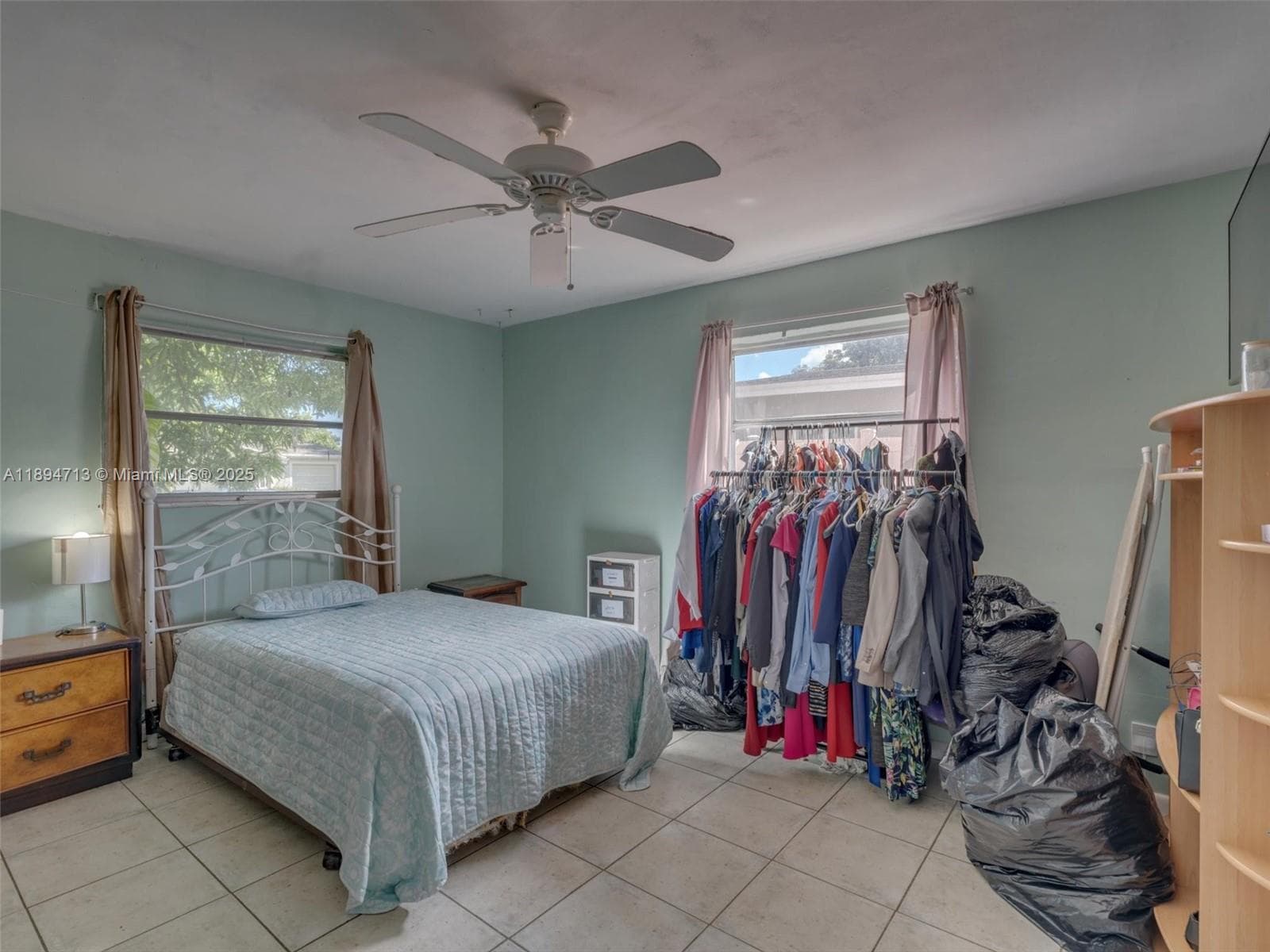 4233 NW 38th Ave photo 7