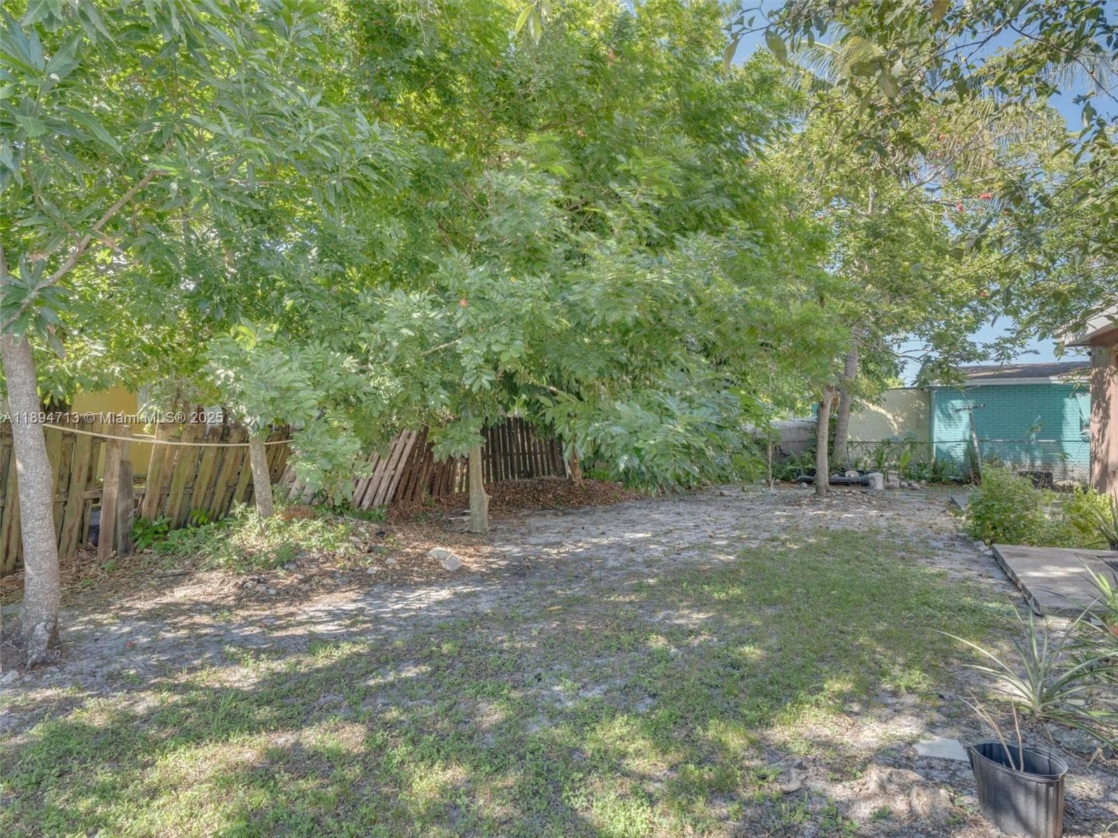 4233 NW 38th Ave photo 63