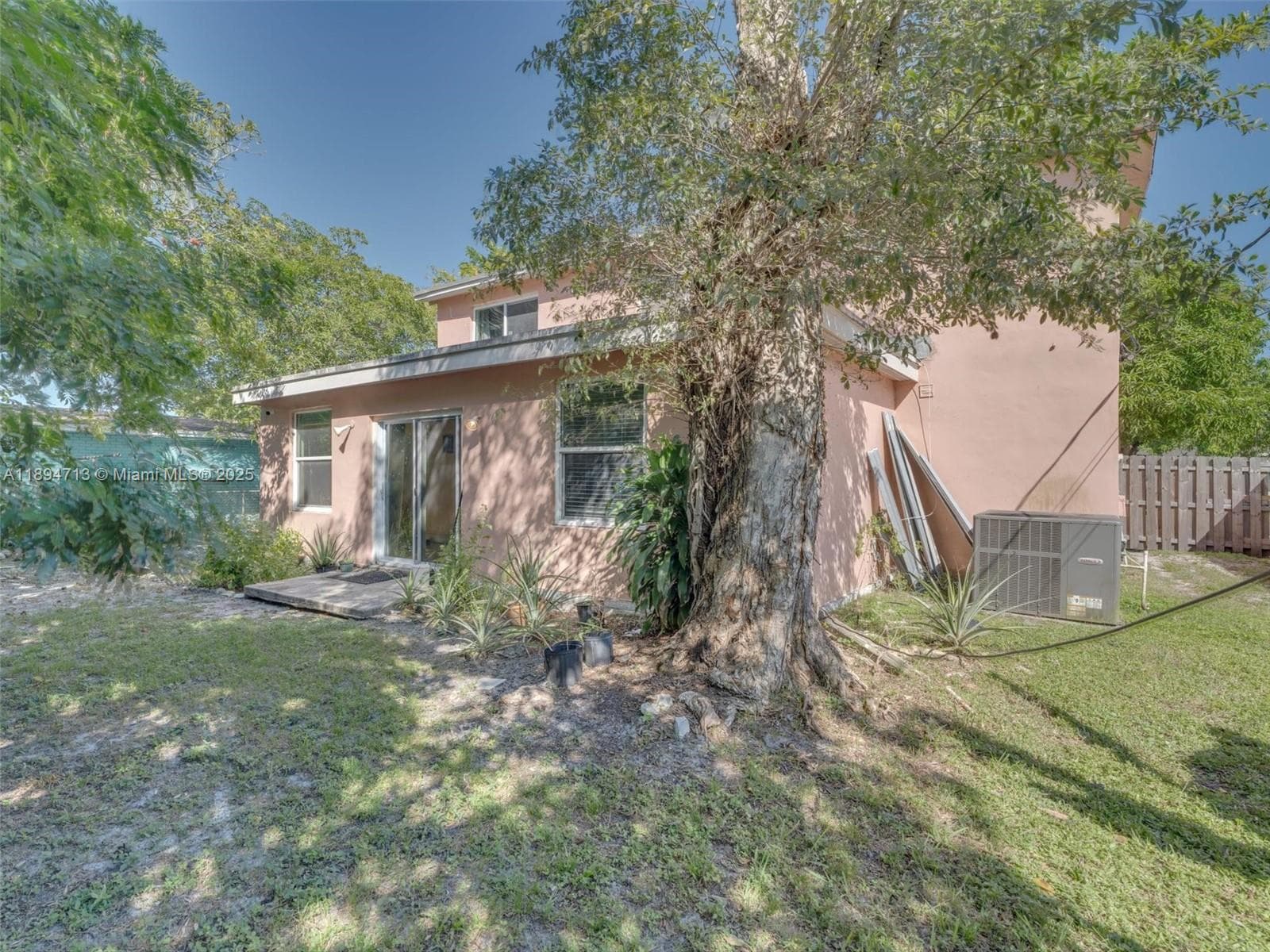 4233 NW 38th Ave photo 65