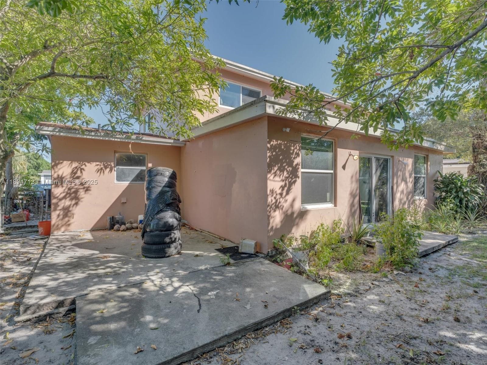 4233 NW 38th Ave photo 59