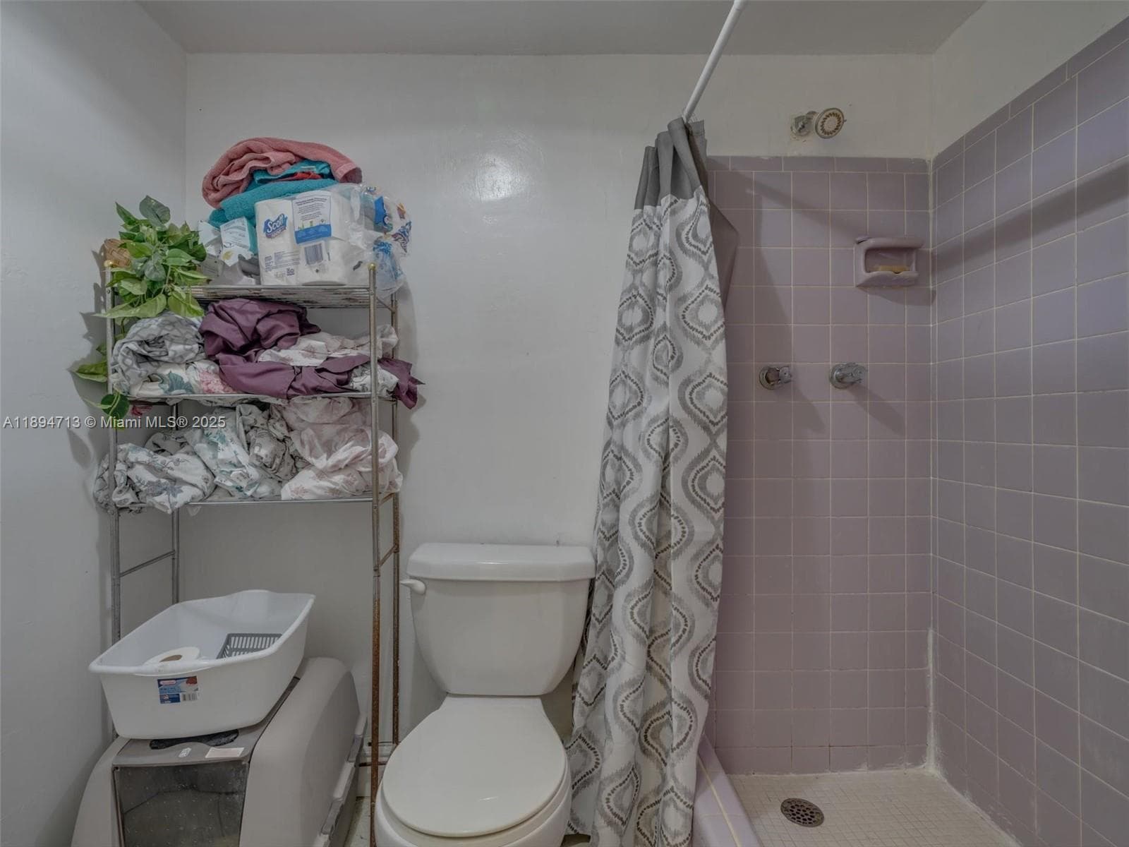 4233 NW 38th Ave photo 11