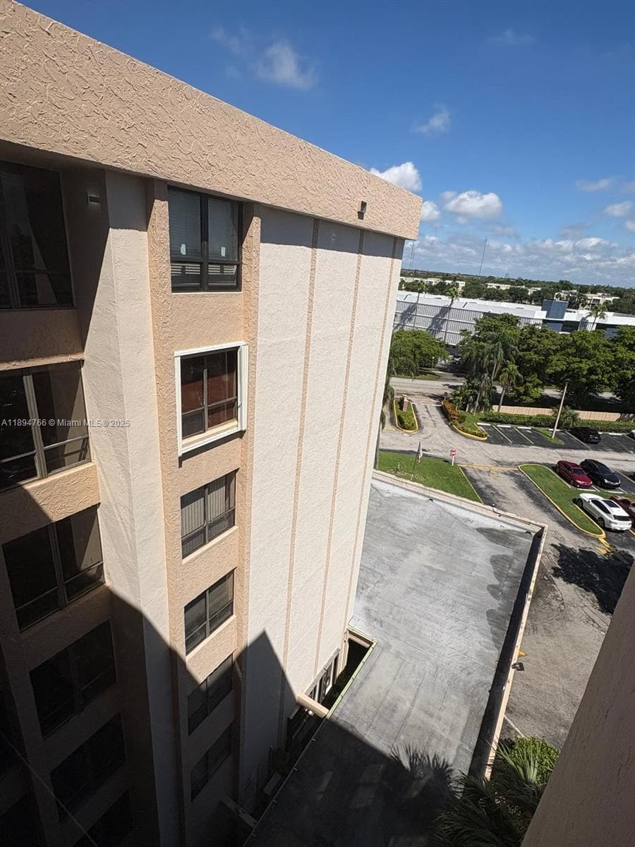 CHANTILLY CONDO · #702 in Miami - Photo 26