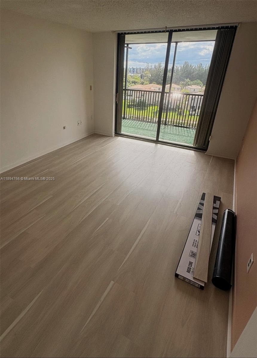 CHANTILLY CONDO · #702 in Miami - Photo 11